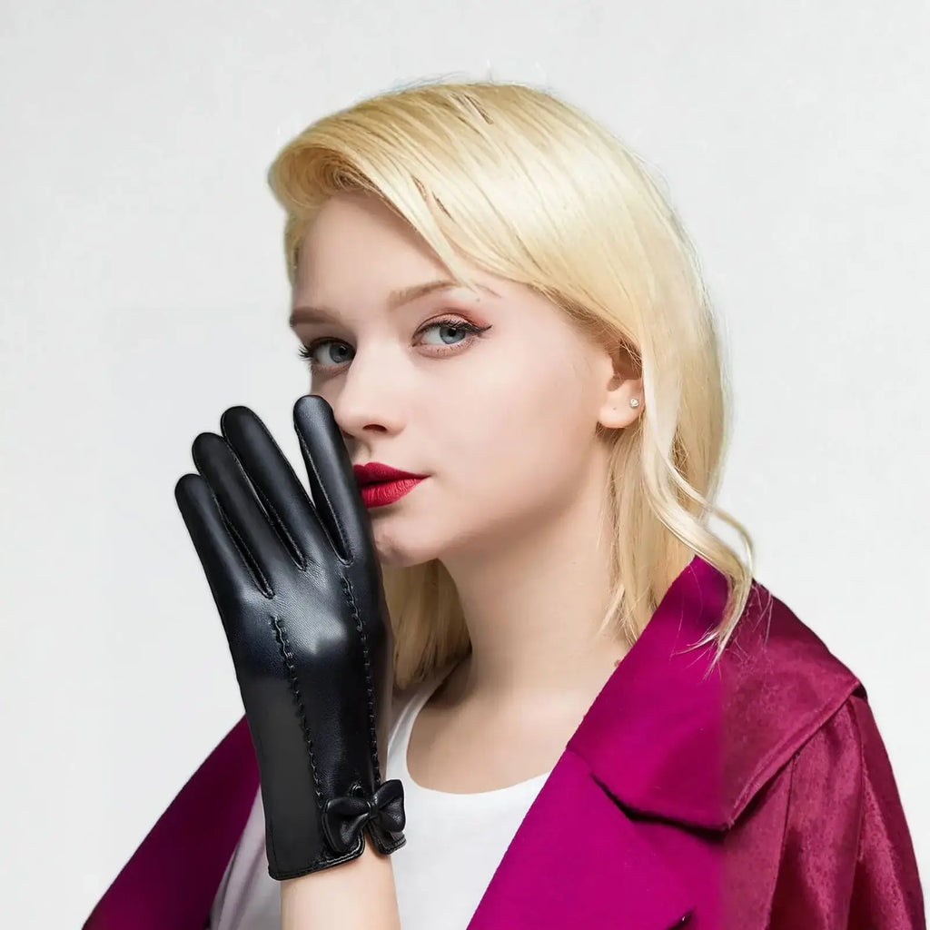 Cashmere-Lined Leather Gloves