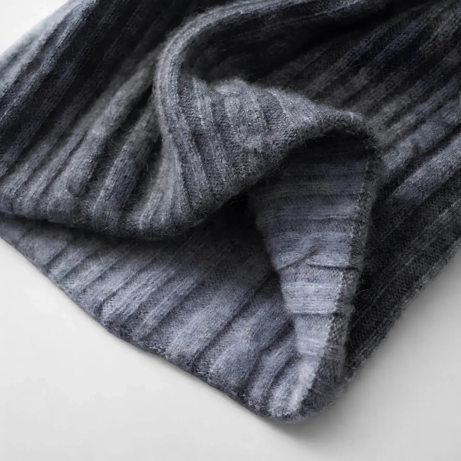 Amara Elise Winter Cashmere Hat