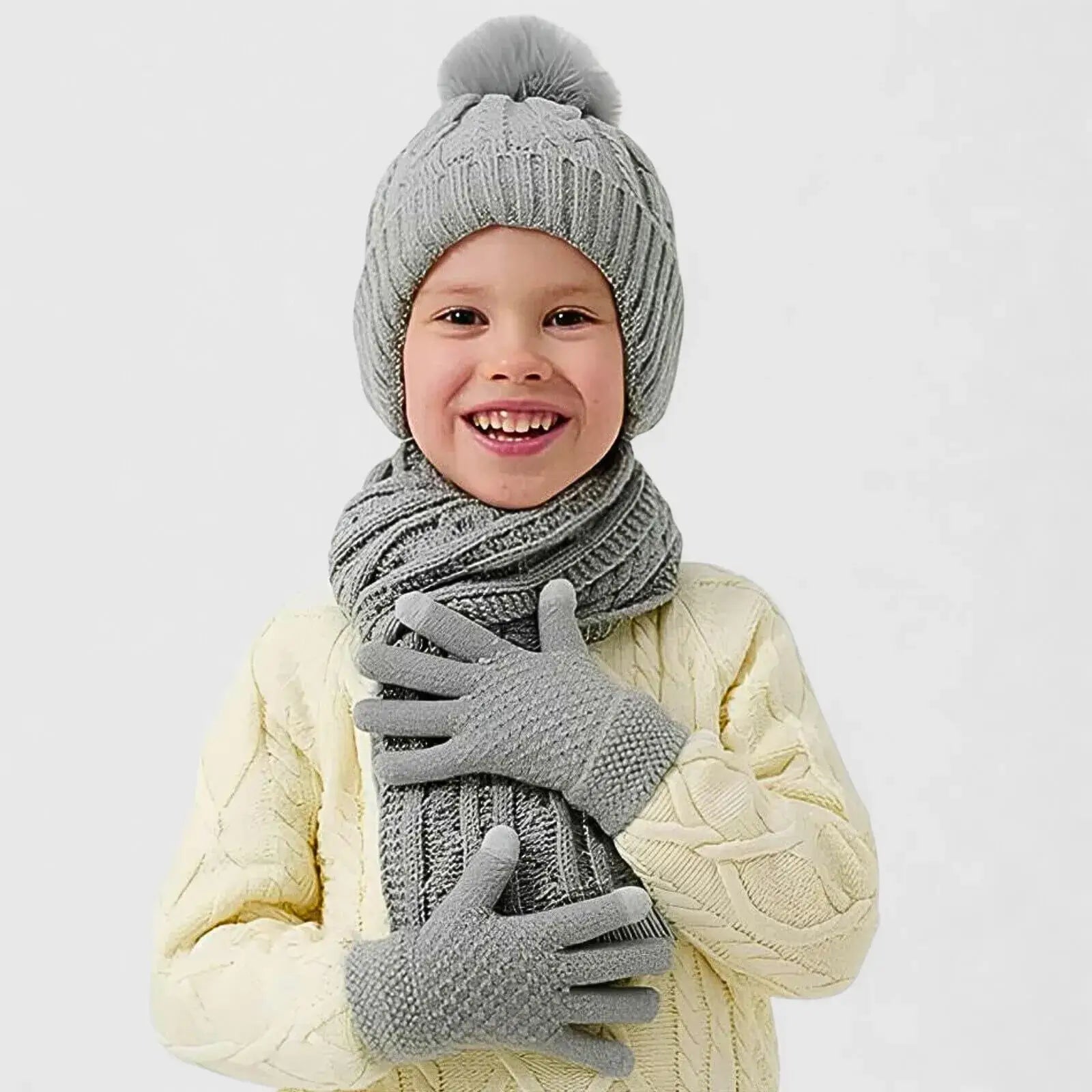 Winterhug Pompom Trio