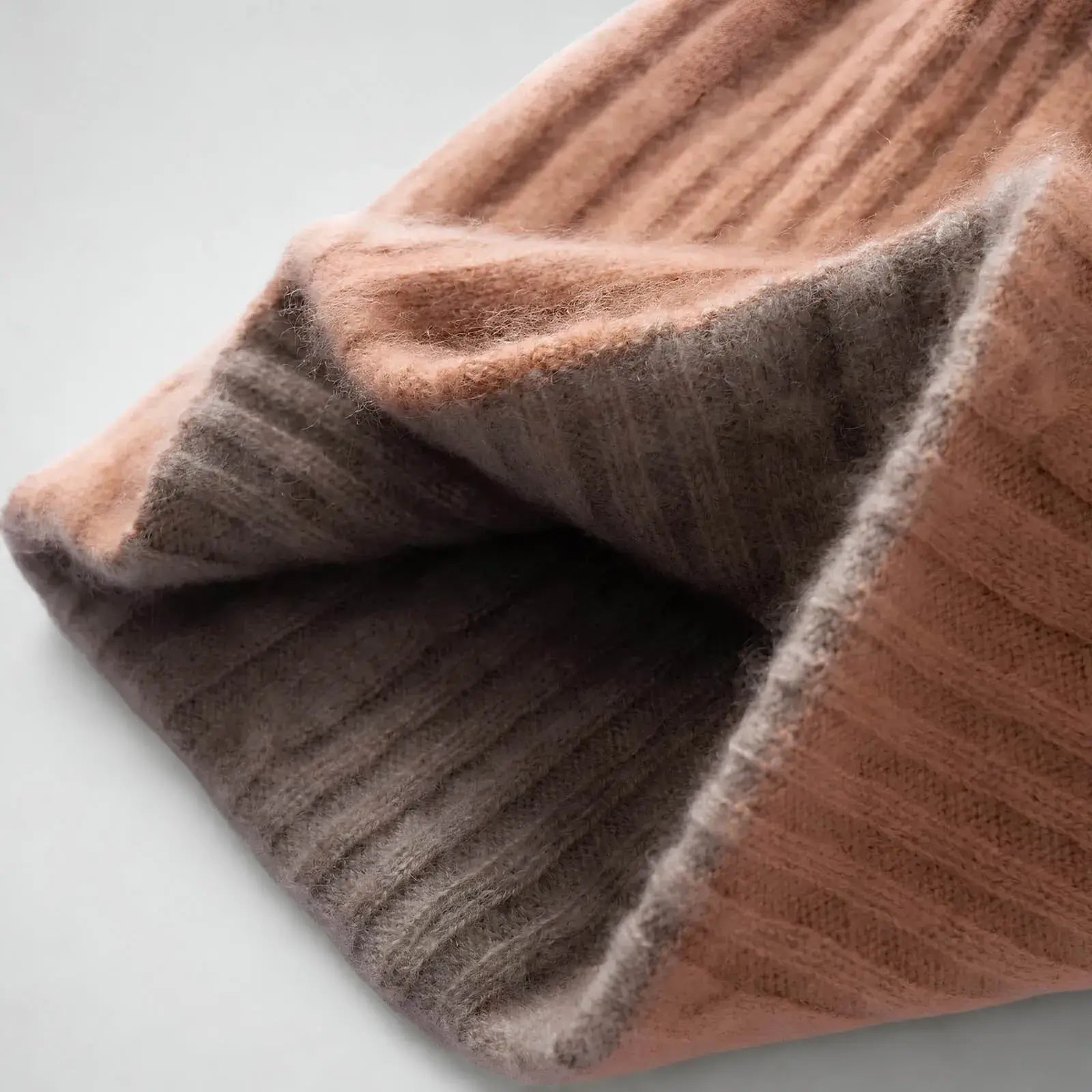 Amara Elise Winter Cashmere Hat