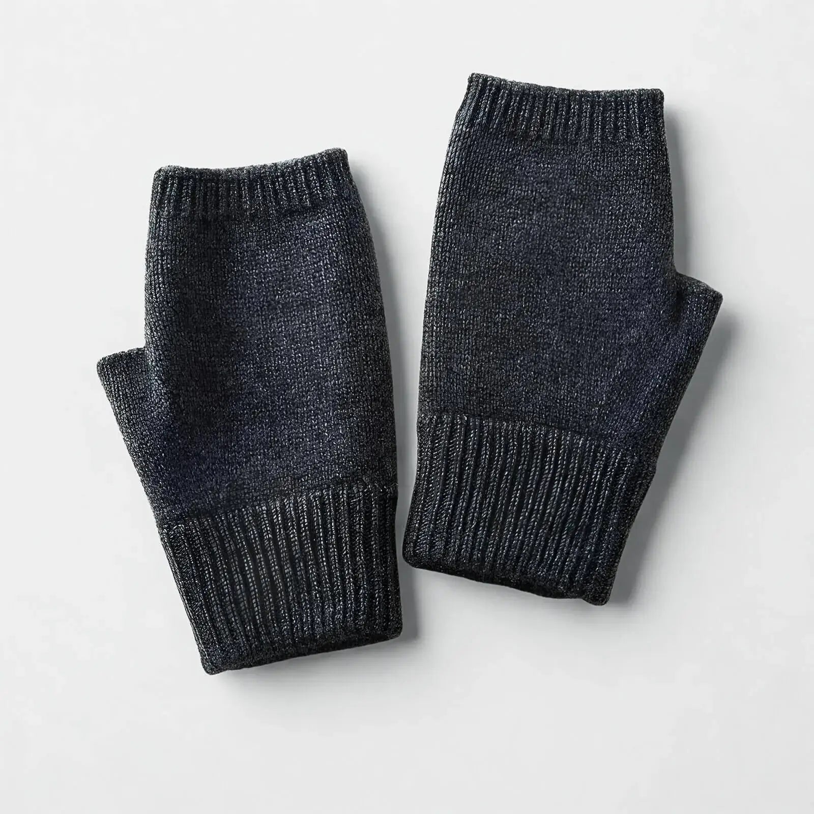 Amberlight Mittens